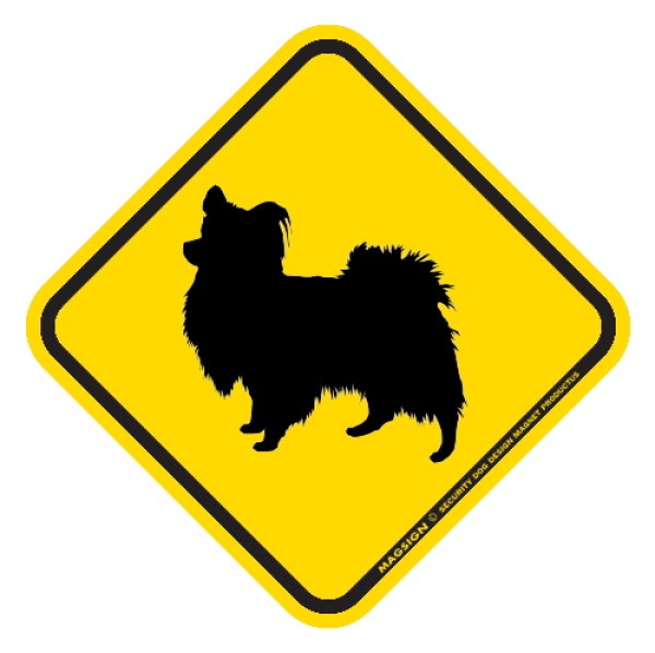 画像1: [MAGSIGN] 犬横断注意/犬飛び出し注意 マグネット＆ステッカー 黄色(イエロー) 車 屋外用(防水/耐水・耐光仕様) 日本製：パピヨン (1)